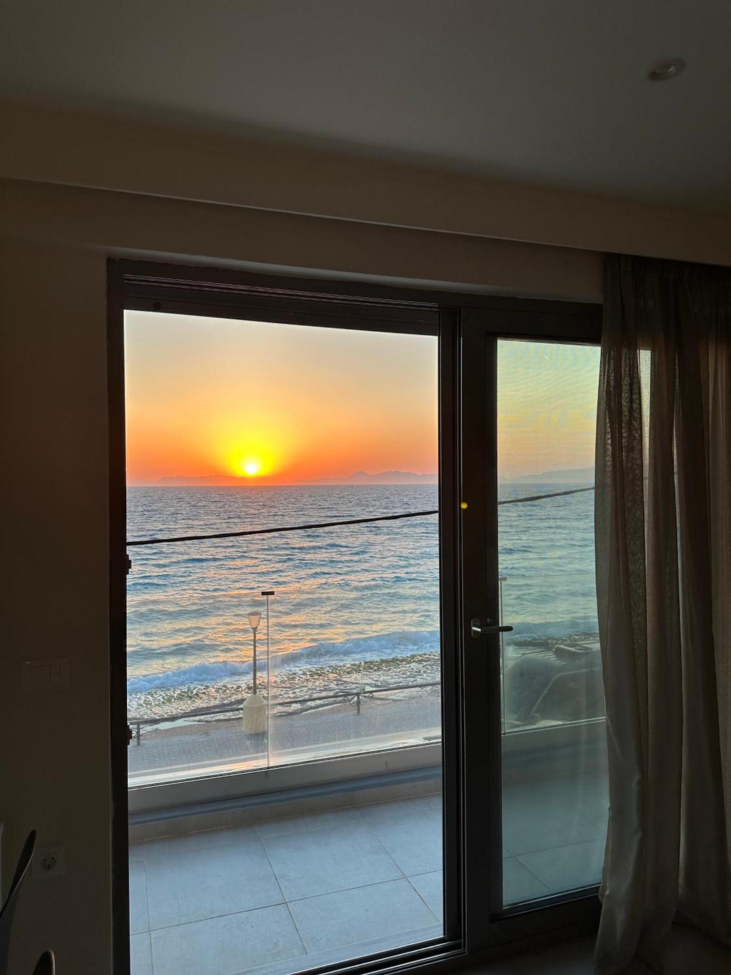 Appartement Melita Downtown Seaview à Rhodes City Extérieur photo